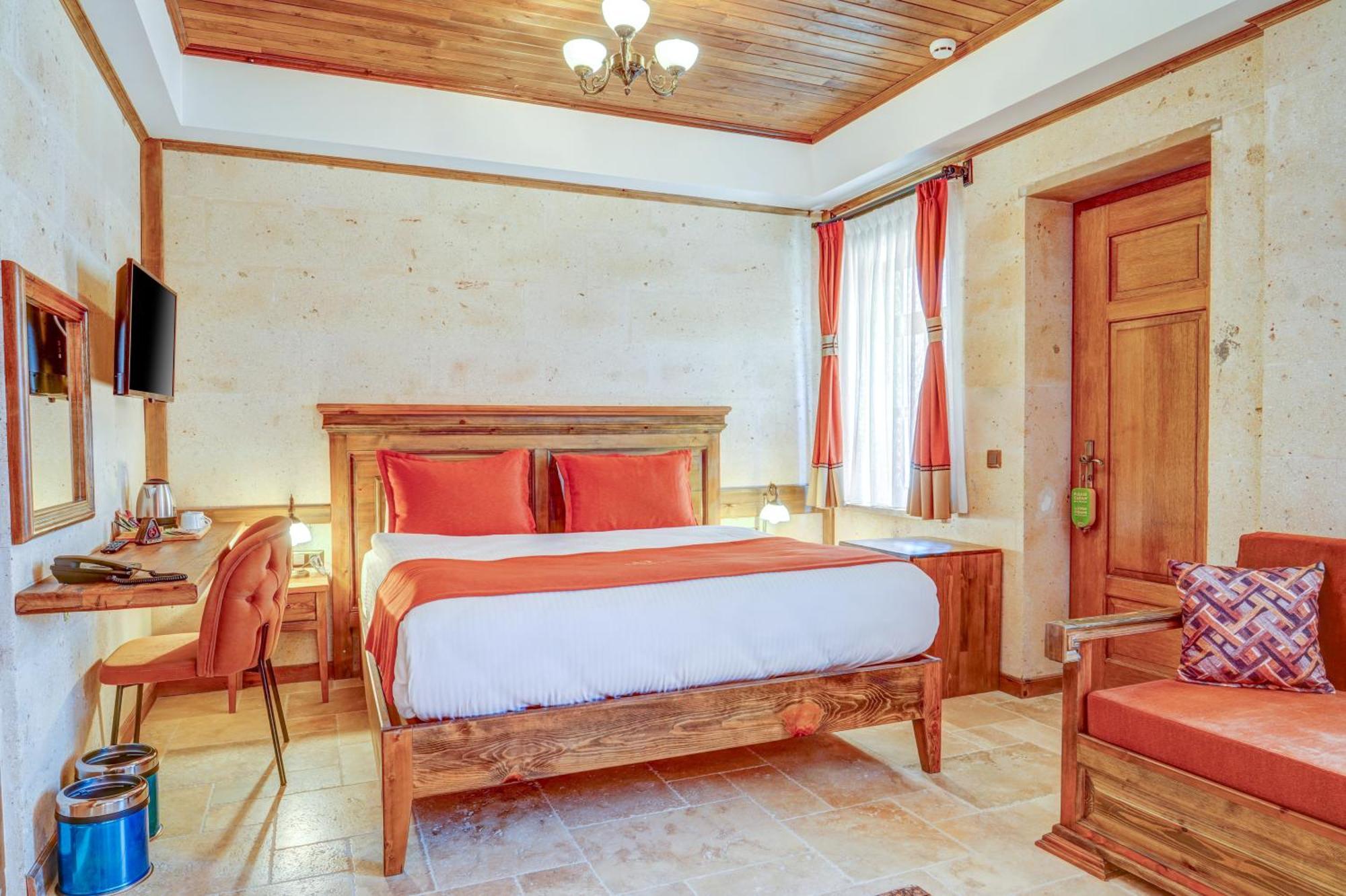 Unique Cappadocia Palace Goreme Bagian luar foto
